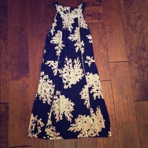 Crown & Ivy women’s size 8P navy/white dress